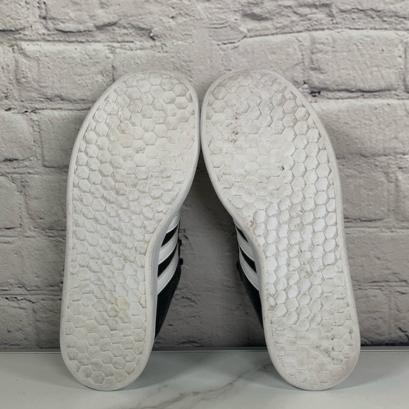 Adidas Boy Shoes Sz 5 - Picture 5 of 9